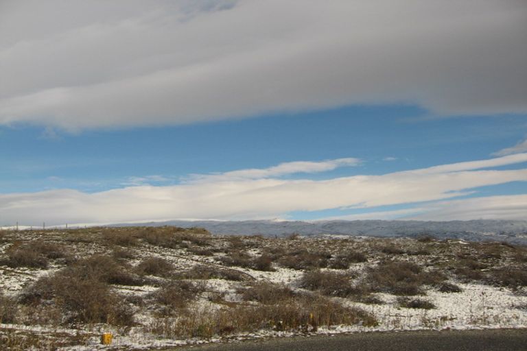 Photo of property in 28 Old Golf Course Road, Bridge Hill, Alexandra, 9320