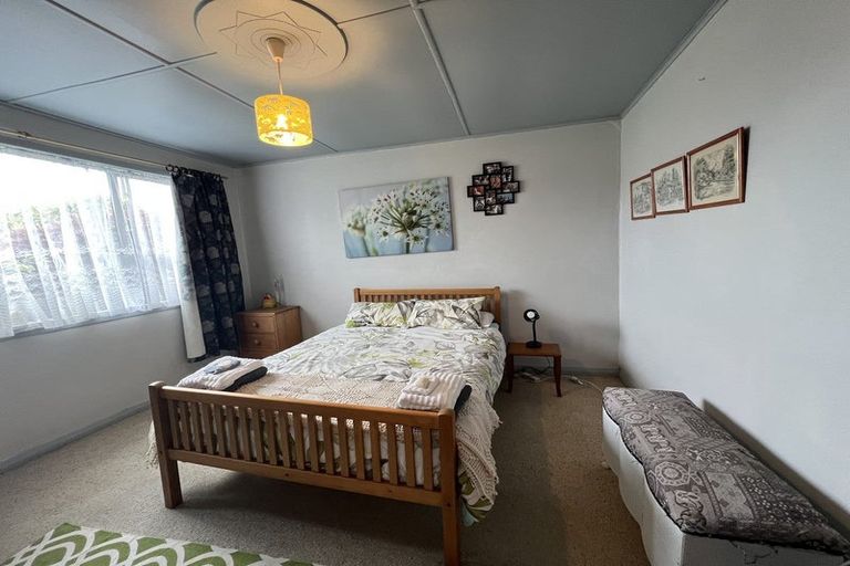 Photo of property in 51 Seymour Street, Waitara, 4320