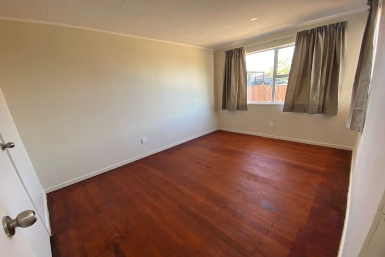 Photo of property in 9 Surrey Street, Manurewa, Auckland, 2102