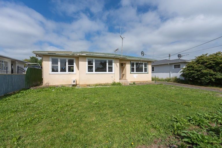 Photo of property in 30 Duff Crescent, Highbury, Palmerston North, 4412