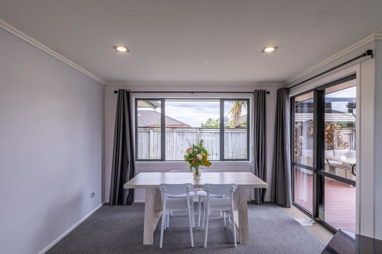 Photo of property in 11 Chatham Place, Rototuna North, Hamilton, 3210