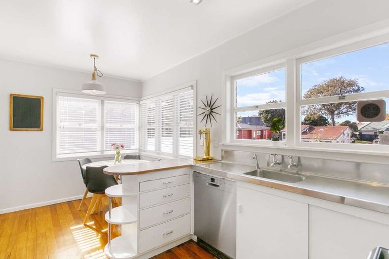 Photo of property in 1/30 Howe Street, Howick, Auckland, 2014