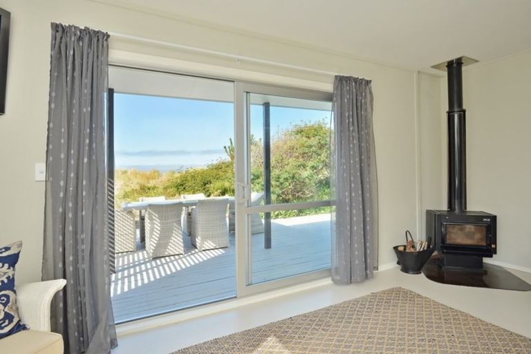 Photo of property in 117 Blue Pacific Parade, Riversdale Beach, Masterton, 5872