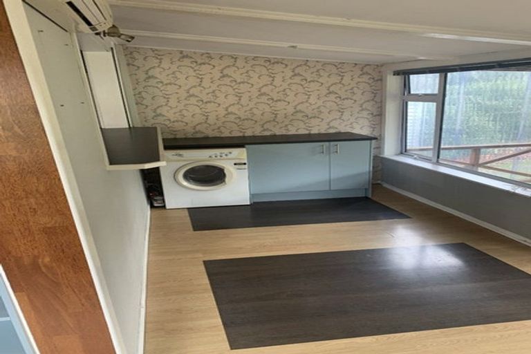 Photo of property in 107 Fitzherbert Street, Featherston, 5710