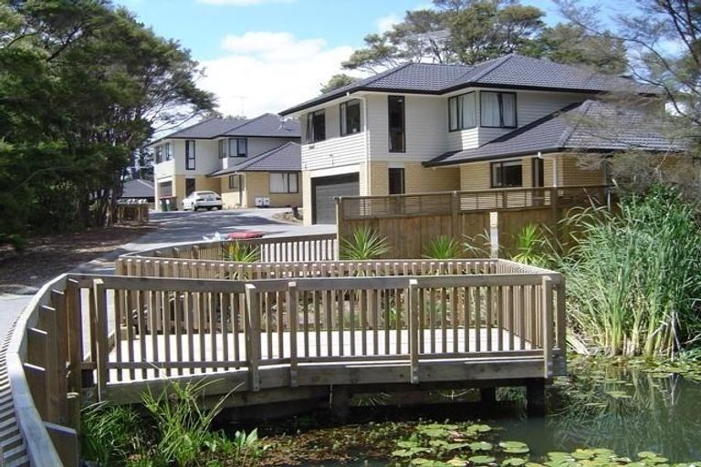 Photo of property in 9 The Avenue, Albany, Auckland, 0632