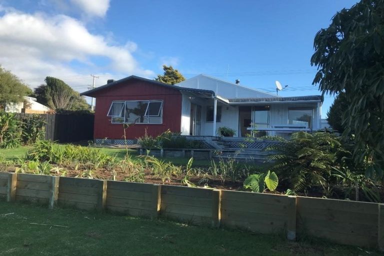 Photo of property in 47 Wairau Road, Oakura, 4314