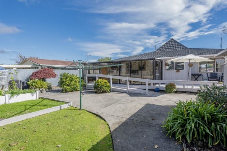 Photo of property in 44 Rimu Street, Levin, 5510