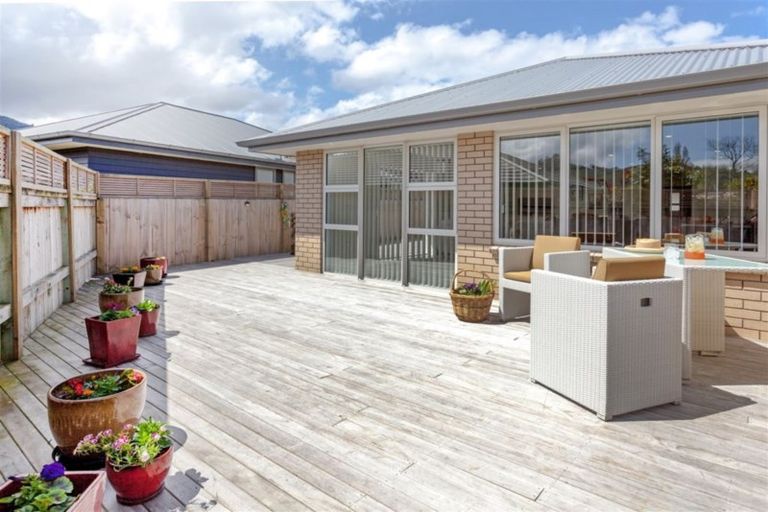 Photo of property in 80 Golden Shore Place, Coromandel, 3506