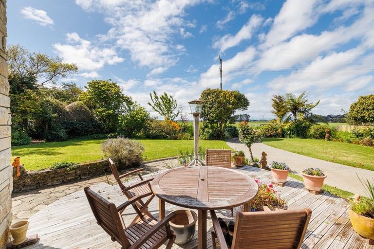 Photo of property in 109 Skerman Line, Newbury, Palmerston North, 4478