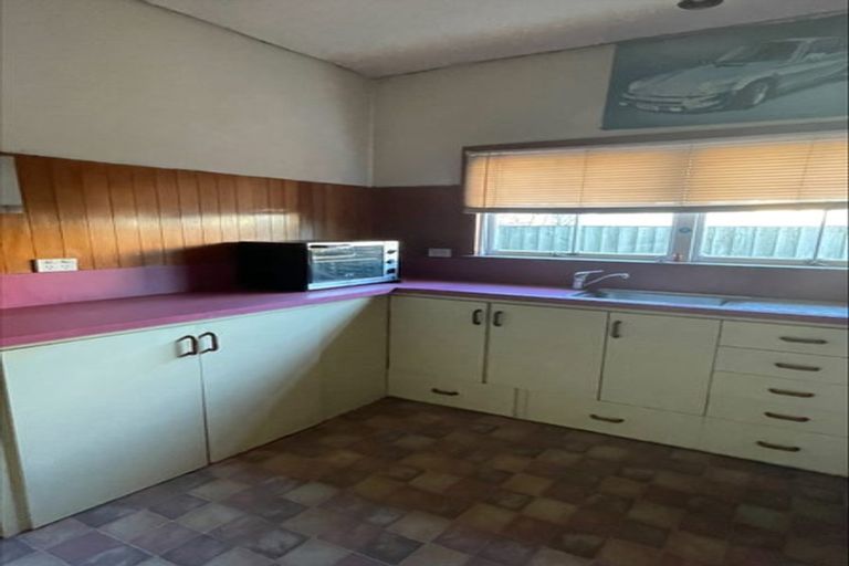 Photo of property in 106 Wildberry Street, Woolston, Christchurch, 8023