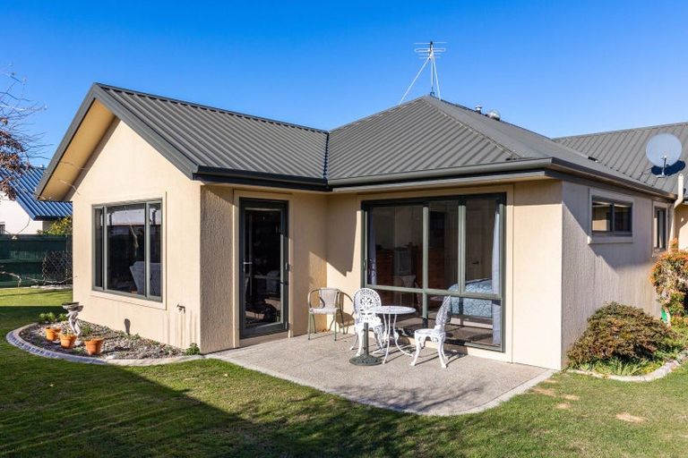 Photo of property in 8 Farnham Drive, Springlands, Blenheim, 7201
