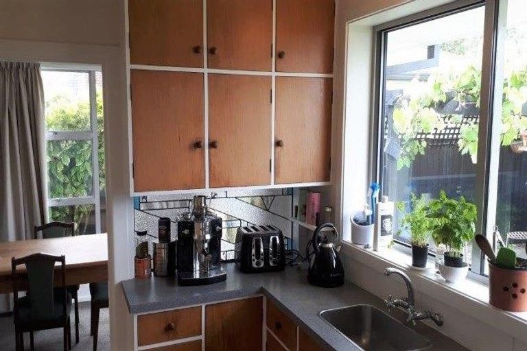 Photo of property in 1/8 Woodbank Street, Somerfield, Christchurch, 8024