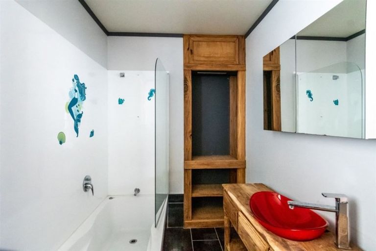 Photo of property in 2 Wycliffe Street, Onekawa, Napier, 4110