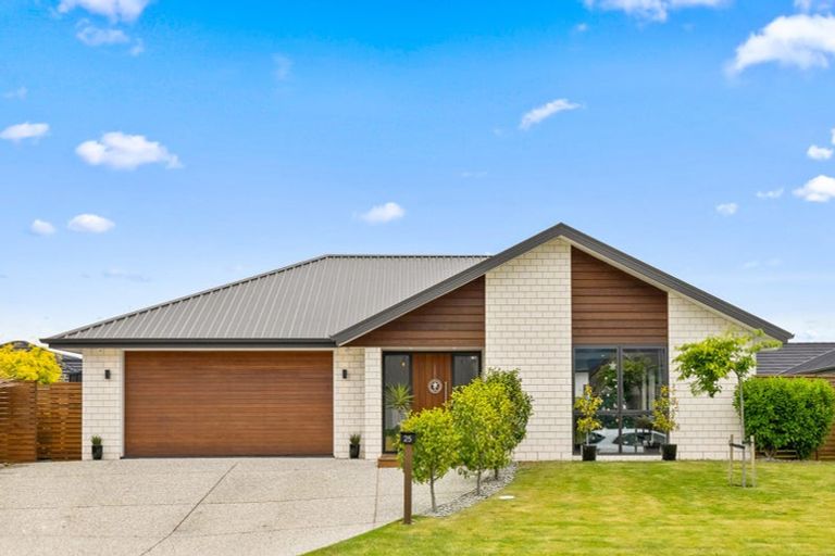 Photo of property in 25 Anderton Crescent, Mosgiel, 9024