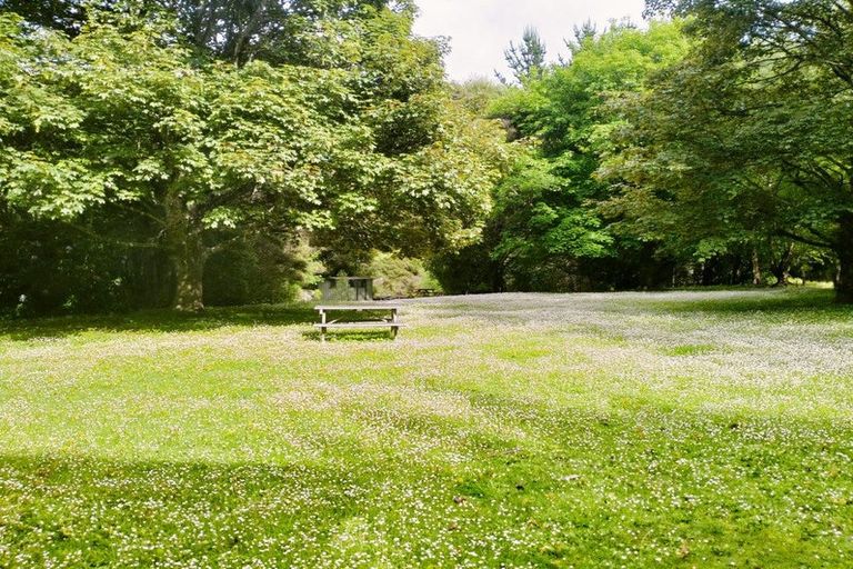 Photo of property in 83 Cosy Dell Road, Herbert, 9495