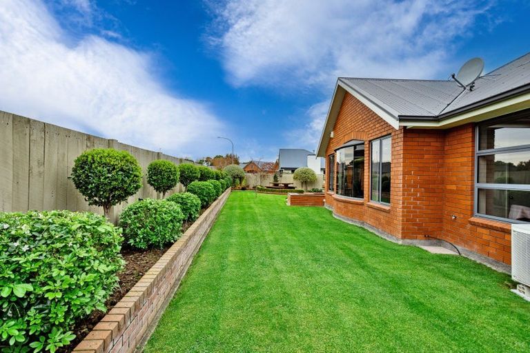 Photo of property in 8 Craig Street, Waikiwi, Invercargill, 9810