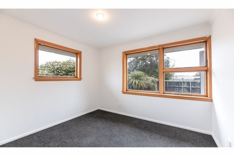 Photo of property in 189 Burwood Road, Burwood, Christchurch, 8083