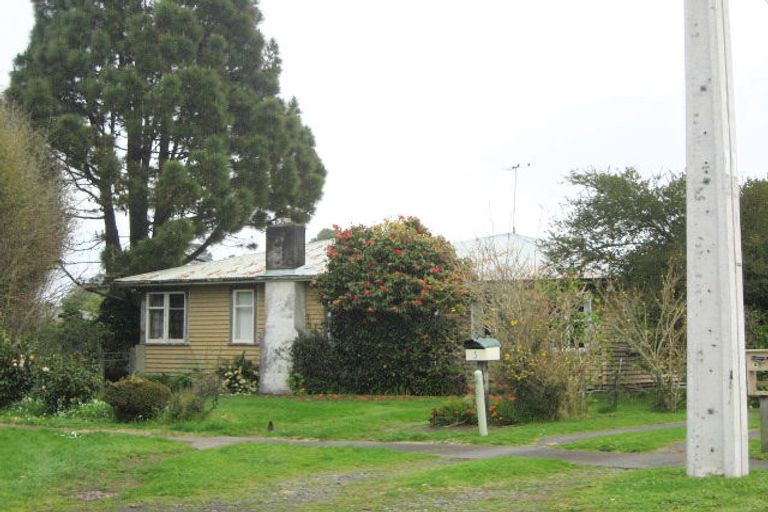 Photo of property in 3 Grey Street, Waitara, 4320