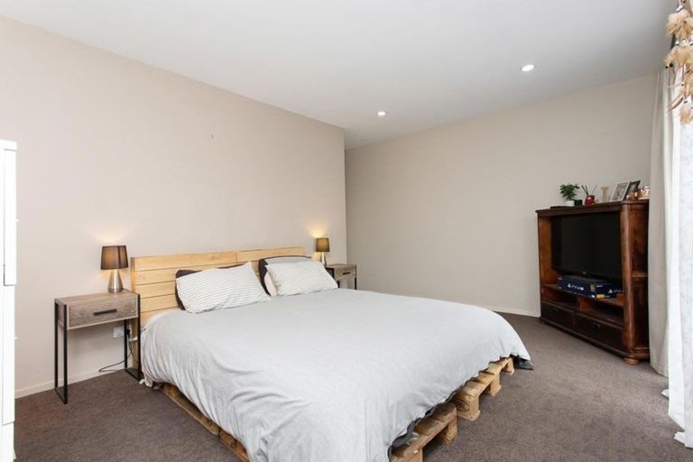 Photo of property in 9g Crohane Place, Addington, Christchurch, 8024