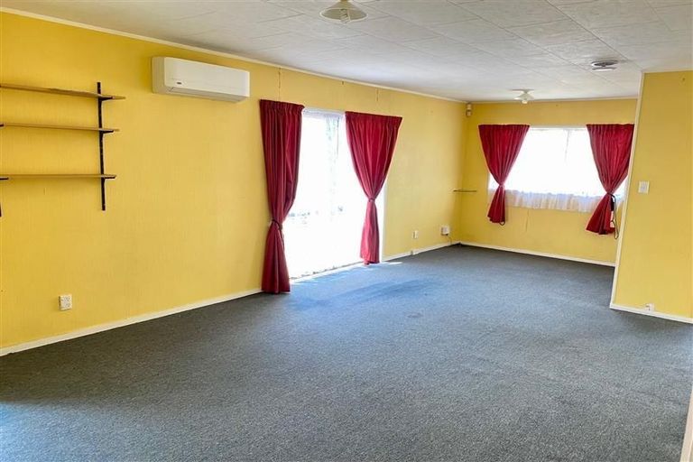 Photo of property in 36 Limond Street, Randwick Park, Auckland, 2105