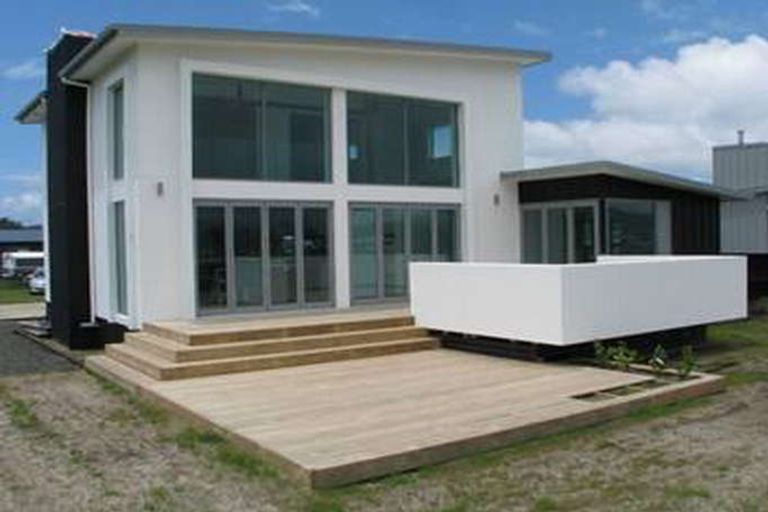 Photo of property in 116 Taupata Way, Matarangi, Whitianga, 3592