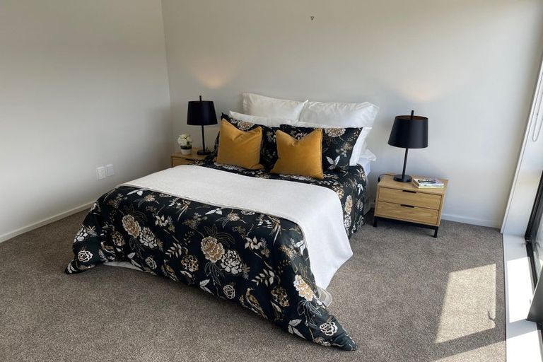 Photo of property in 1/149 Onepu Road, Lyall Bay, Wellington, 6022