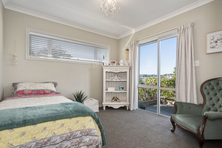 Photo of property in 35 Jarrah Park Drive, Pyes Pa, Tauranga, 3112