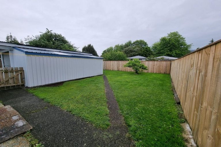 Photo of property in 21 Poihaere Street, Turangi, 3334