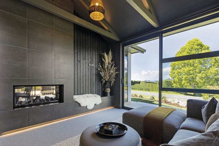 Photo of property in 9 Tautoru Avenue, Orewa, 0931