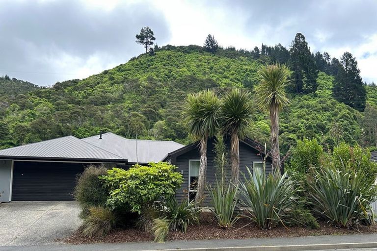 Photo of property in 420 Brook Street, The Brook, Nelson, 7010