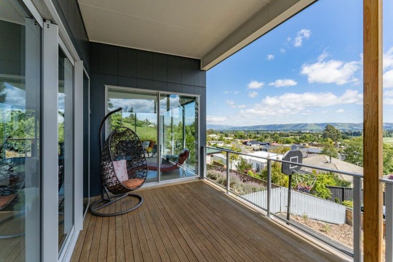 Photo of property in 32 Paterson Road, Mosgiel, 9092