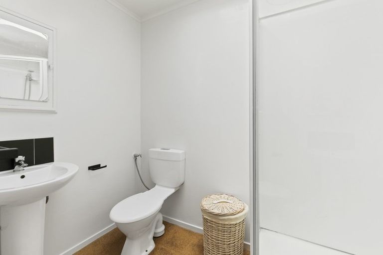 Photo of property in 24a Deller Grove, Silverstream, Upper Hutt, 5019