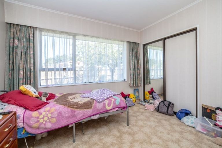 Photo of property in 4 Feist Street, Carterton, 5713