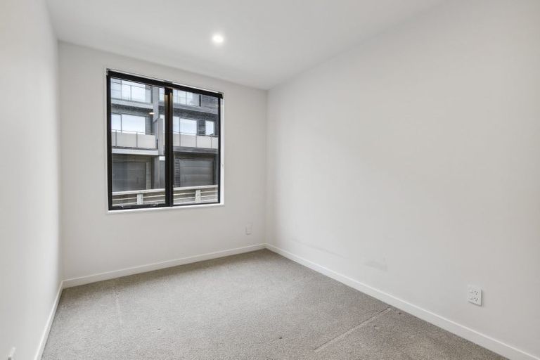 Photo of property in 16/80 Seatoun Heights Road, Seatoun, Wellington, 6022