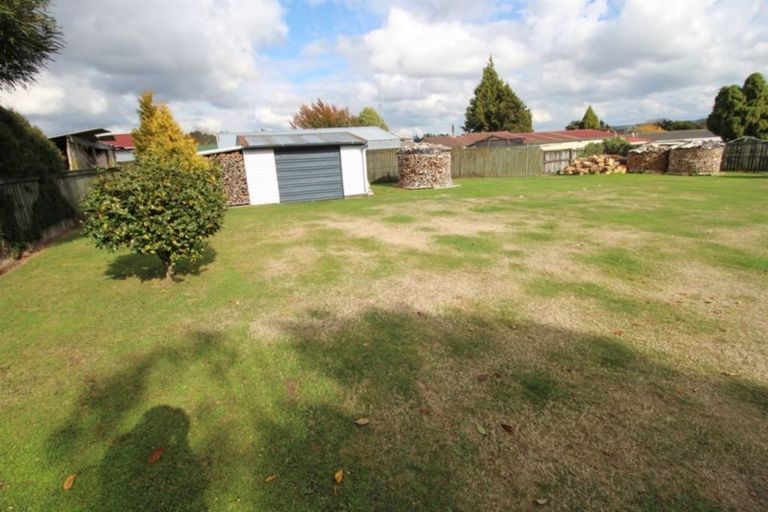 Photo of property in 20a-b Waitangi Place, Tokoroa, 3420