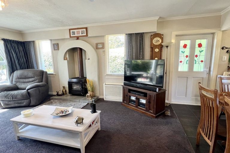 Photo of property in 26 Girvan Street, Wallacetown, 9816