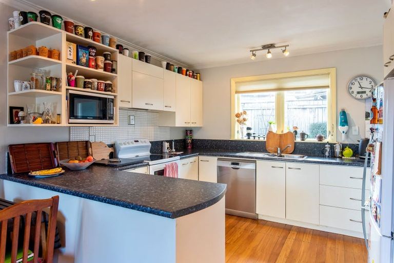 Photo of property in 39 Eatwell Avenue, Paraparaumu Beach, Paraparaumu, 5032