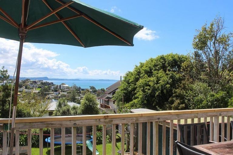 Photo of property in 34b Totara Road, Stanmore Bay, Whangaparaoa, 0932