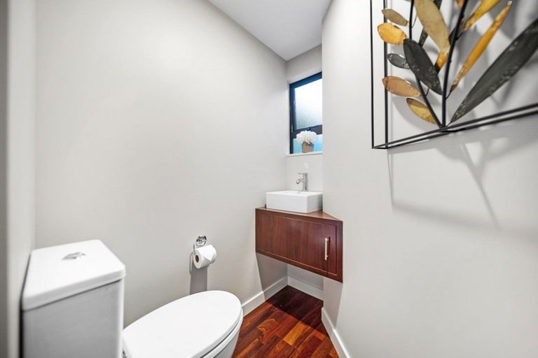 Photo of property in Marina Village, 1/10 Marina Drive, Frankton, Queenstown, 9300