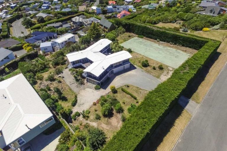 Photo of property in 237 Major Hornbrook Road, Mount Pleasant, Christchurch, 8081