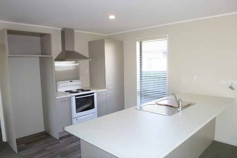 Photo of property in 22a Melba Street, Beach Haven, Auckland, 0626