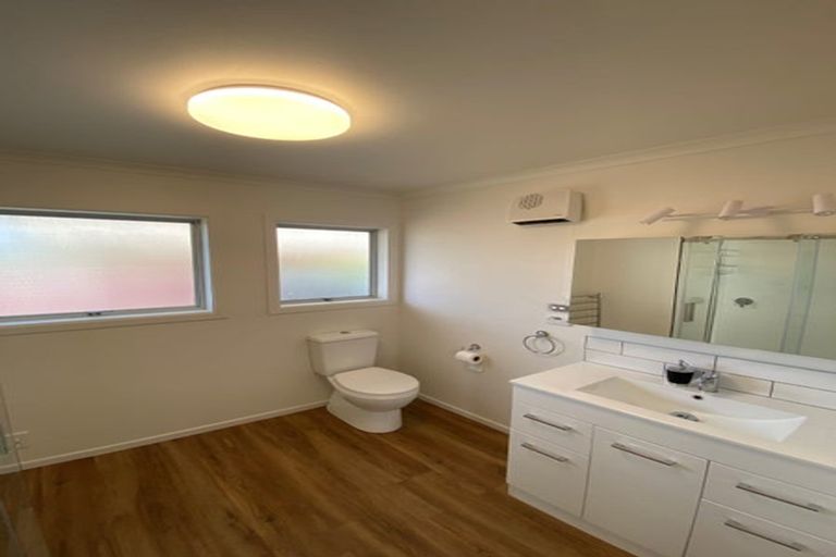 Photo of property in 11 Weld Street, Levin, 5510