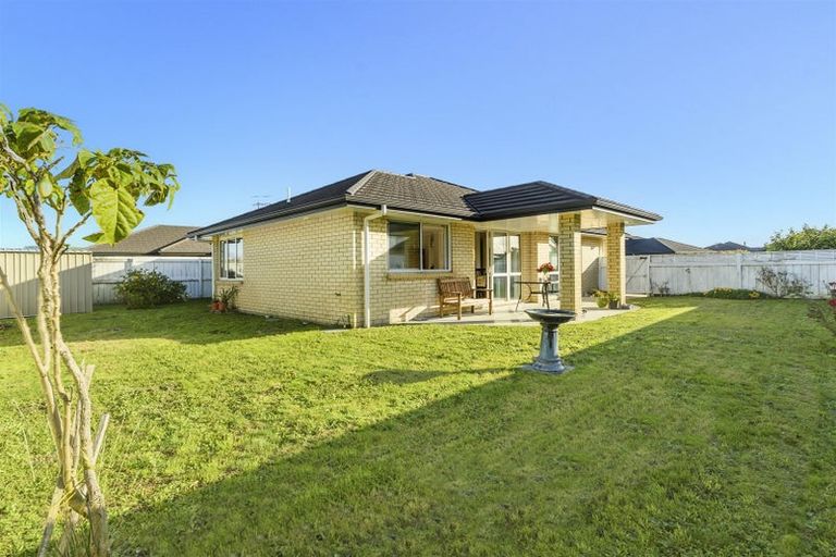 Photo of property in 45 Rainey Crescent, Papamoa Beach, Papamoa, 3118