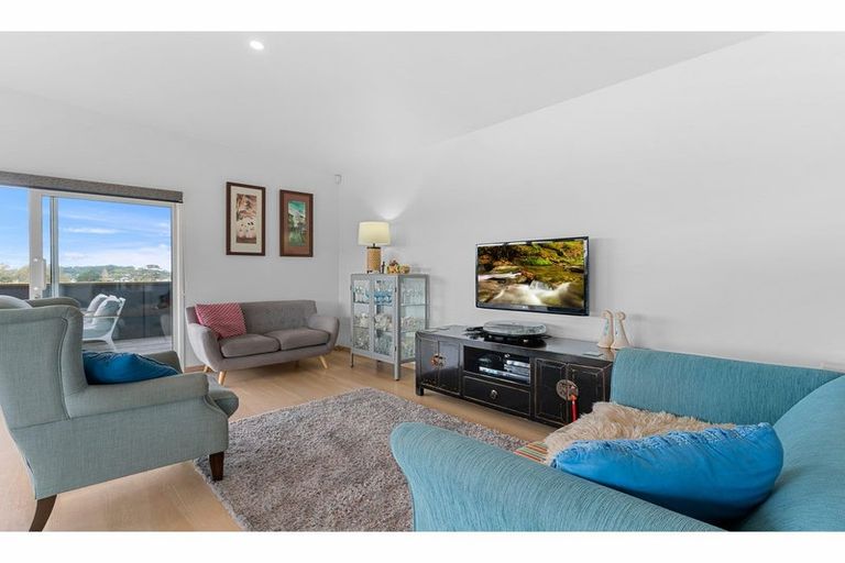 Photo of property in 7 Takahe Place, Mangawhai, 0505