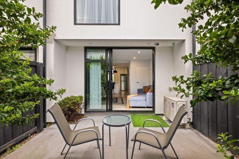 Photo of property in 2/8 New Brighton Road, Shirley, Christchurch, 8061