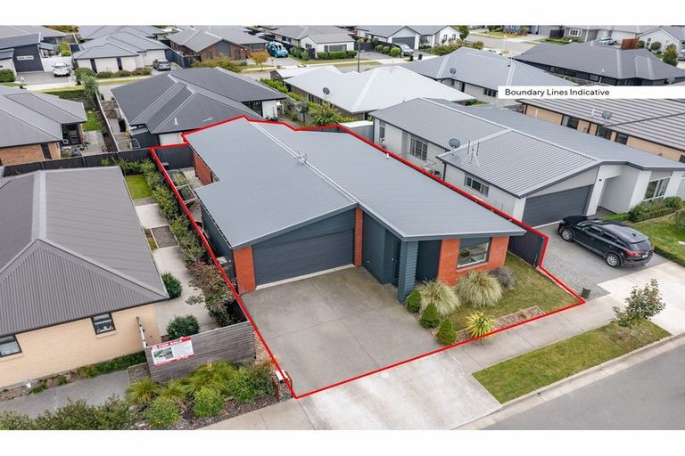 Photo of property in 8 Cleland Crescent, Kaiapoi, 7630