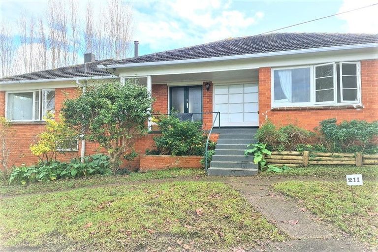 Photo of property in 211 Lake Road, Belmont, Auckland, 0622