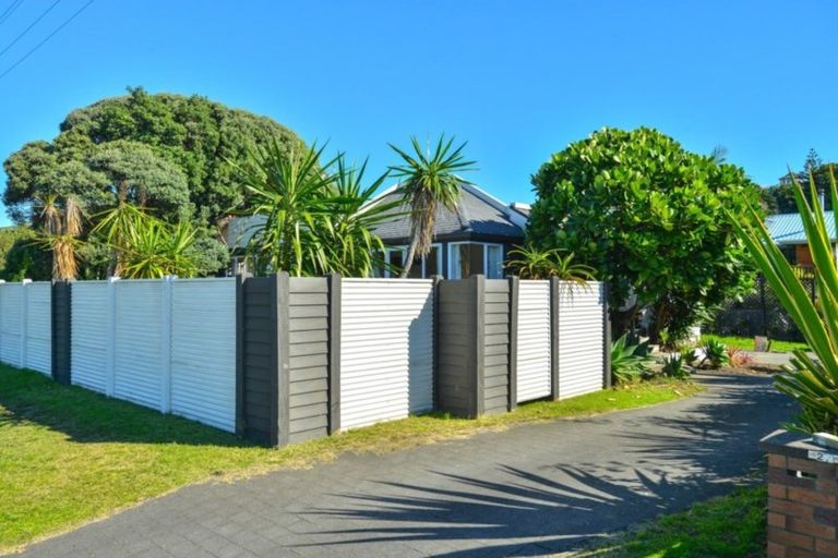 Photo of property in 27a Moana Road, Okitu, Gisborne, 4010