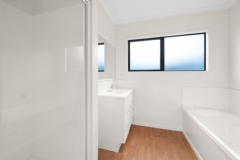 Photo of property in 7 Lakemere Way, Kinloch, Taupo, 3377