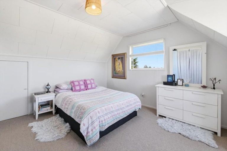 Photo of property in 21 Whenuariri Place, Maketu, Te Puke, 3189